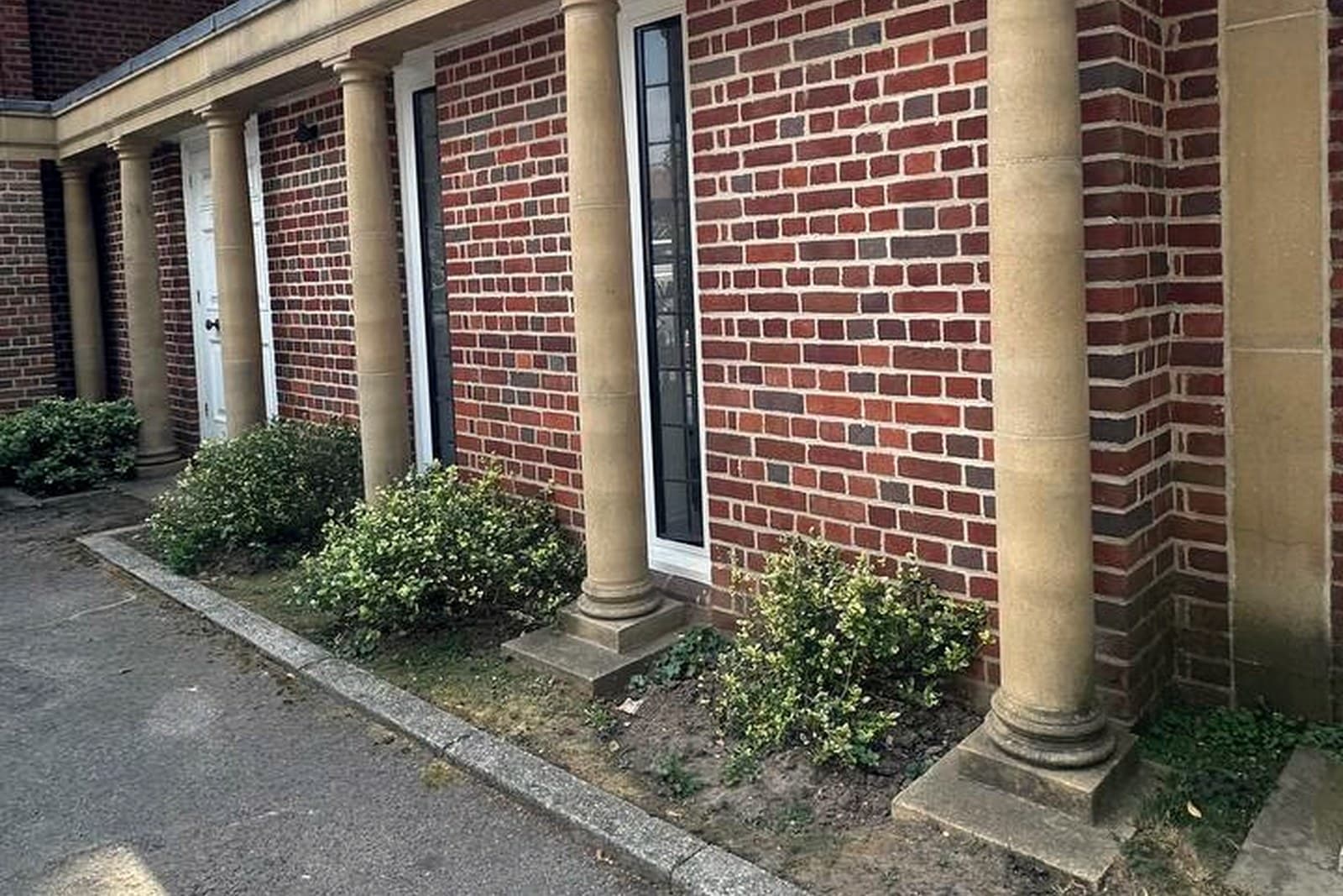 Existing brickwork and colonnade detail at the Campden Hill residence before renovation