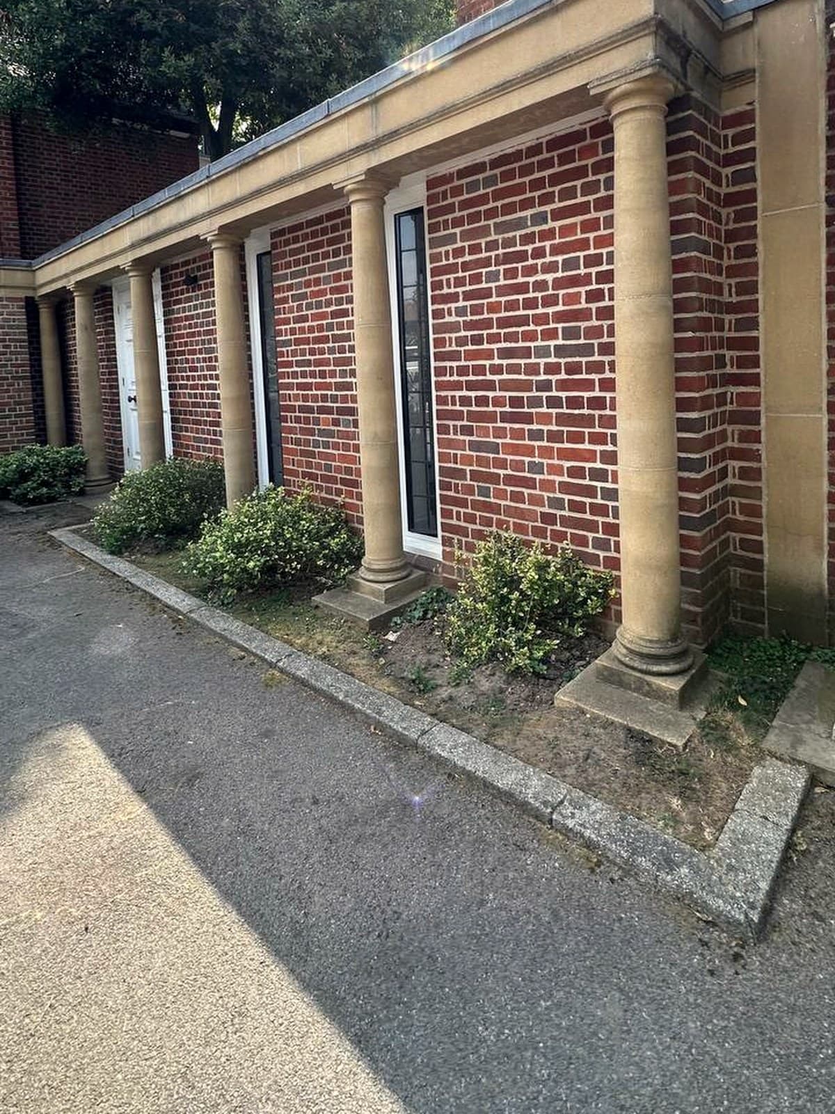 Existing exterior colonnade at the Campden Hill residence before renovation